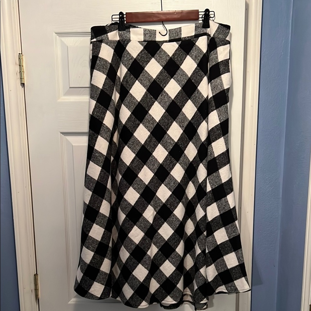 Black and White Plaid Women's Skirt